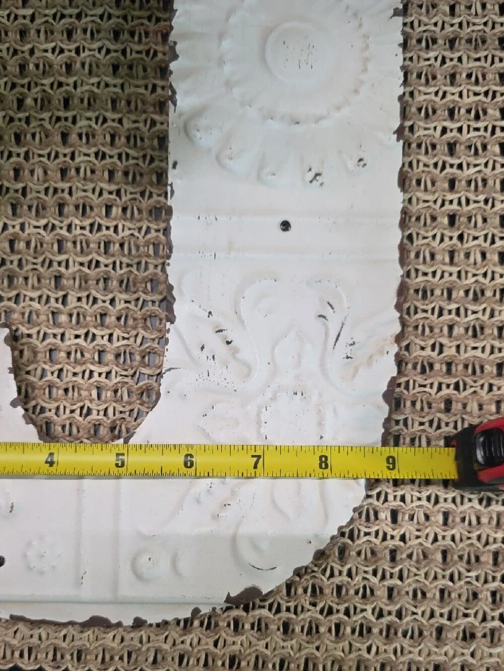 **FREE W/PURCHASE** Ashland White Embossed Decorative Wall Letter J - Picture 4 of 5
